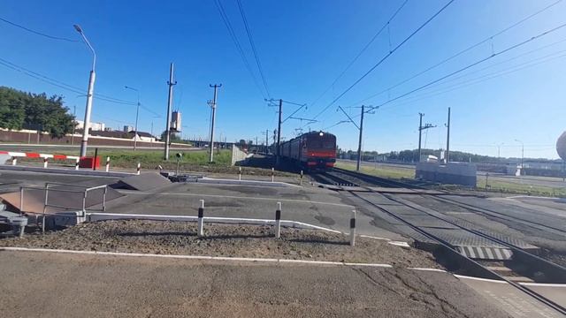 Элетропоезд ЭТ2М-08709 сообщением Красный Узел - Зубова Поляна смотреть онлайн