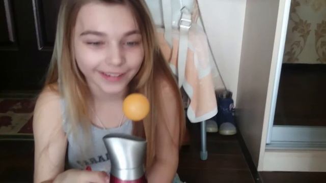 Фен и летающий шарик. Hairdryer and ball. Cool experiment. смотреть онлайн