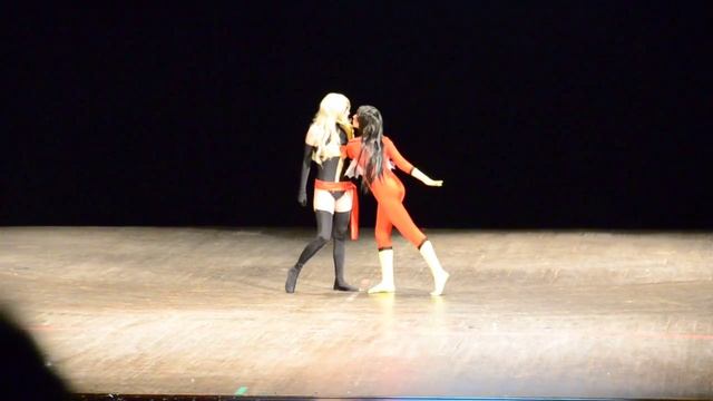EveryCon 2013 - Ms. Marvel and Spider-Woman смотреть онлайн