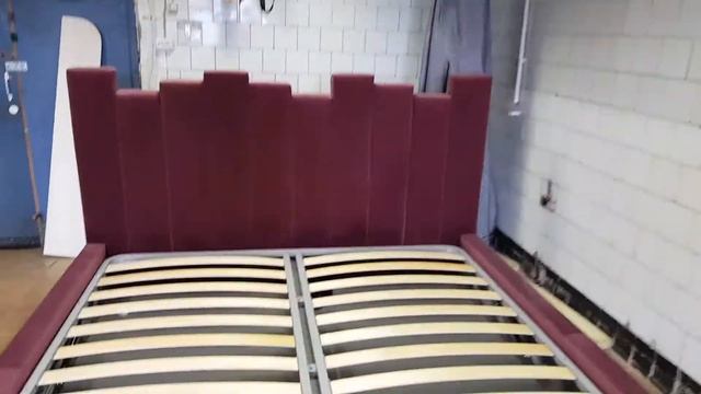 Кровать с авторской спинкой и бельевым ящиком на подъемных механизмах от компании Divan78&Design. смотреть онлайн