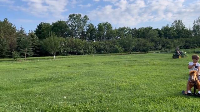 ?США СЕЛЬСКАЯ ЖИЗНЬ ПРОСТЫХ ЛЮДЕЙ .. Огород, Куры и Просторы… смотреть онлайн