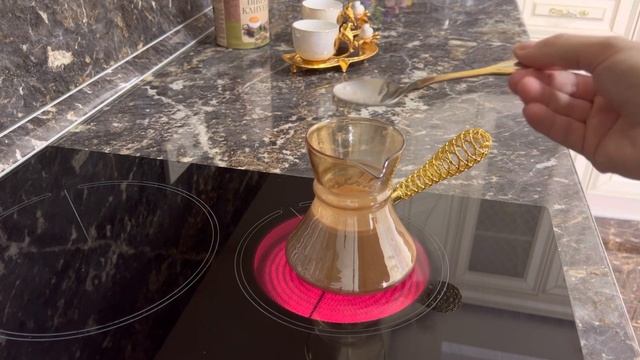 Готовим кофе в турке. Турецкий кофе Дибек с фисташками. смотреть онлайн