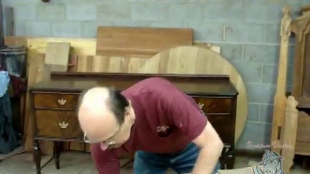 Furniture Detective: spotting particle board смотреть онлайн