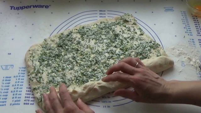 Хлеб с чесноком и зеленью Чесночный венок смотреть онлайн