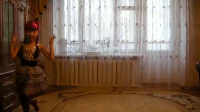 Адина придумала танец гномов смотреть онлайн