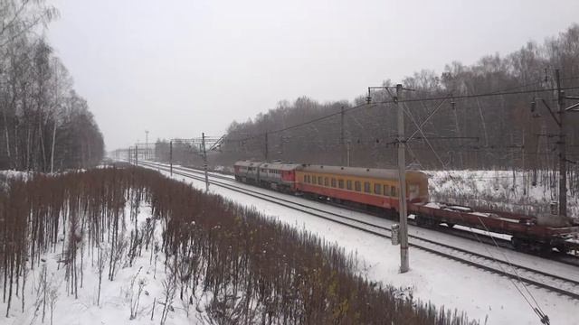2М62У-0030 с хозяйственным поездом смотреть онлайн