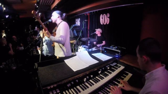 TONY O'MALLEY - I CAN UNDERSTAND IT - Live at the 606 Club смотреть онлайн