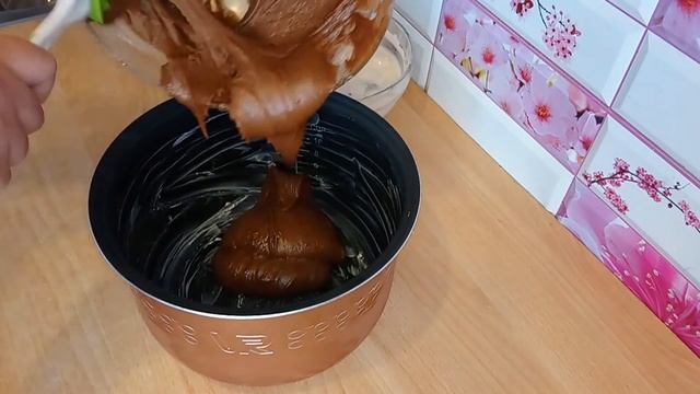 Шоколадный пирог с творогом и вишней. Вкуснейший пирог в мультиварке. Chocolate cake. смотреть онлайн