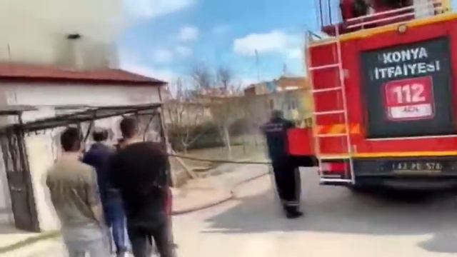 Konya'da korkutan yangın смотреть онлайн