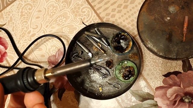 Китайский синий паяльник не паяет не плавит олово что делать ? смотреть онлайн