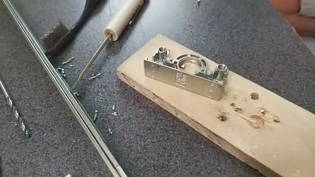 Ремонт фурнитуры пластиковых окон своими руками, сломался механизм поворота ручки смотреть онлайн