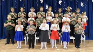 Песня Катюша. Исполняет детский хор д/с № 199.