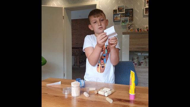 Кораблик из пробок смотреть онлайн
