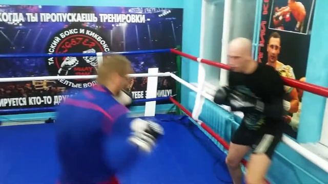 Бокс.Для удовольствия и с удовольствием "ФАЙТЕР" 08.12.17 смотреть онлайн