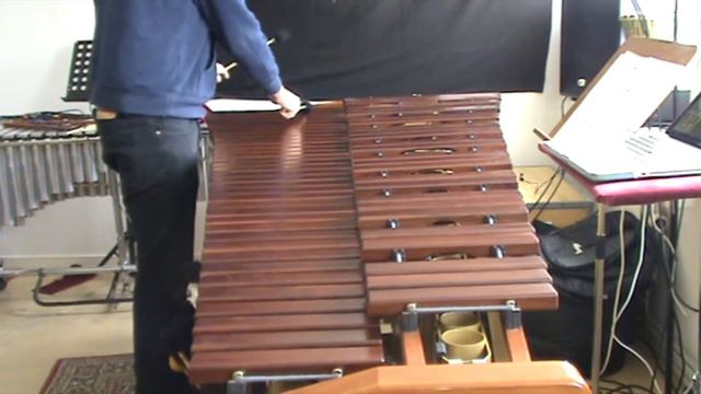 Overtones on marimba смотреть онлайн