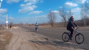 Велосипед с бензиновым мотором 80сс , тест на даче