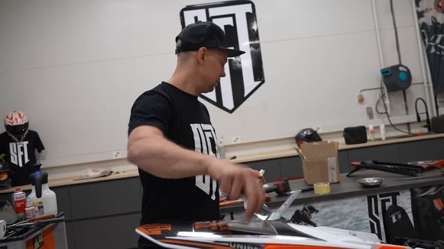 How to do Wheelie Fender to Supermoto. смотреть онлайн