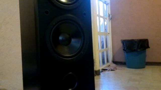 Yamaha Ns-50F with Onkyo receiver - Slow acid смотреть онлайн
