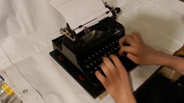 Пишущая/печатная машинка Olympia Progress | typewriter schreibmaschine смотреть онлайн