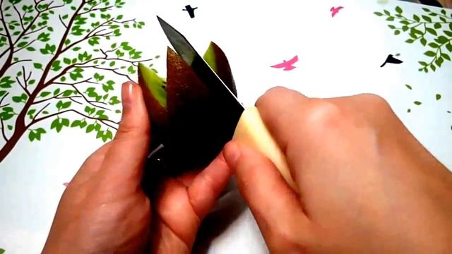 4 LIFE HACKS HOW TO MAKE KIWI GARNISH CARVING & FRUIT DESIGN - HOW TO CUT KIWI BEAUTIFUL смотреть онлайн