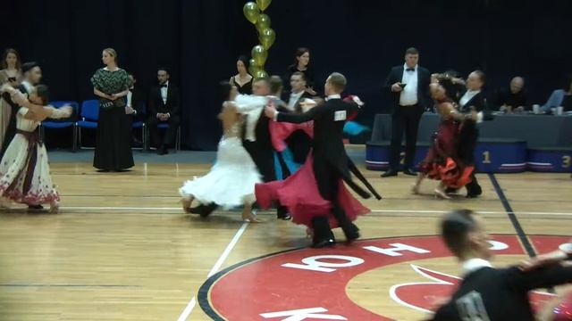 HDV 1954 Венский Вальс смотреть онлайн