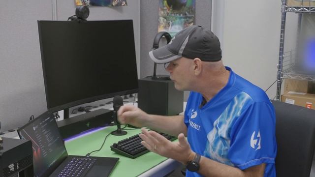 Blade takes on Thunderbolt, who wins? смотреть онлайн