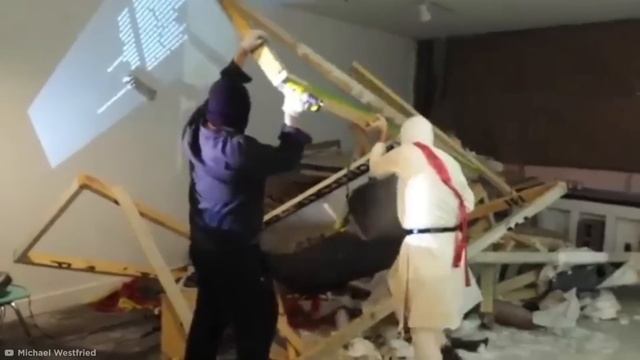 Люди, Которые Нашли Себя В Музеях смотреть онлайн