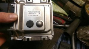 нет искры в одном цилиндре УАЗ. троит  мотор.