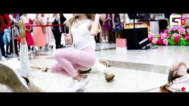 День всех влюбленных в Мегацентре "Красная Площадь" Краснодар смотреть онлайн