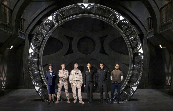 Сериал Звездные врата: ЗВ-1 - 3 сезон 1 серия / Stargate SG-1