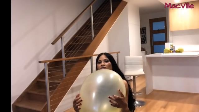 Yellow Balloon ? Blowing and Deflating a Big Balloon | My Biggest Oval Balloon Ever!! смотреть онлайн