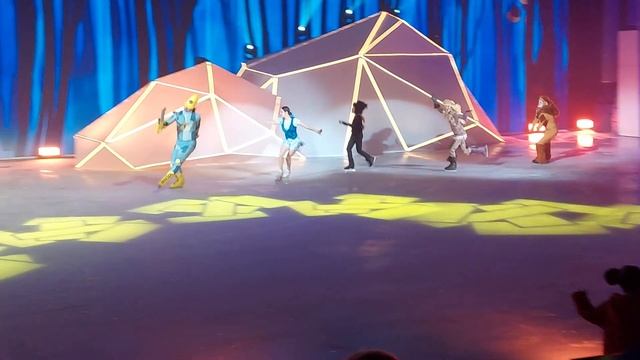 Шоу И.Авербуха "Волшебник страны Оз". Е. Медведева, М. Шабалин, М. Коляда, Н. Колесников. 29.12.202 смотреть онлайн