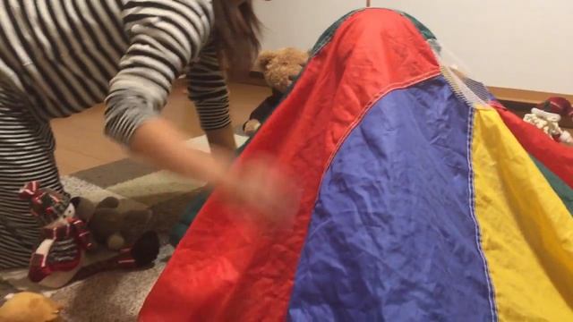 ESL Games That Are Fun | What’s Under The Blanket - Videos For Teachers смотреть онлайн