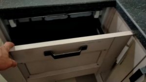 ИНТЕРЕСНЫЙ КУХОННЫЙ ГАРНИТУР/обзор не обычного кухонного гарнитура.