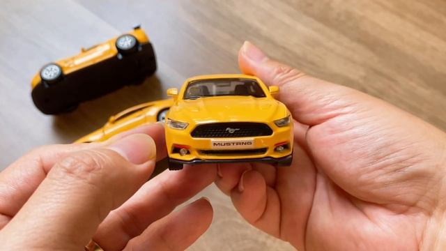Show various welly cars , toy cars Black & Orange #105 смотреть онлайн