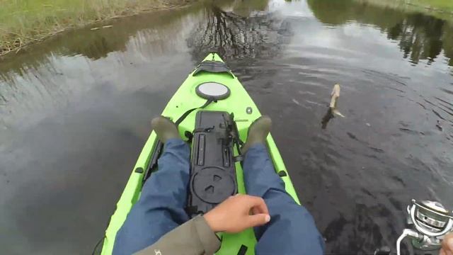 Рыбалка с Каяка Щука на Поролонку | Pike Kayak Fishing using self made jig bait смотреть онлайн