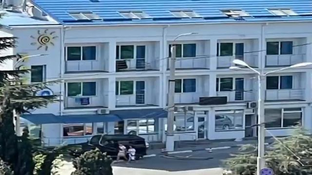 Гостиница у самого синего моря. Алушта. смотреть онлайн