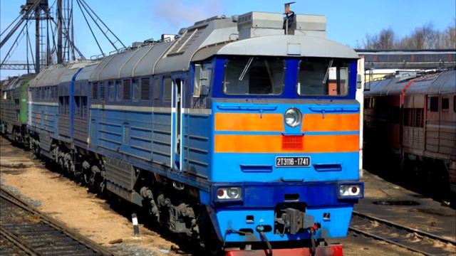 Для чего у некоторых тепловозов делают косые стекла против законов аэродинамики