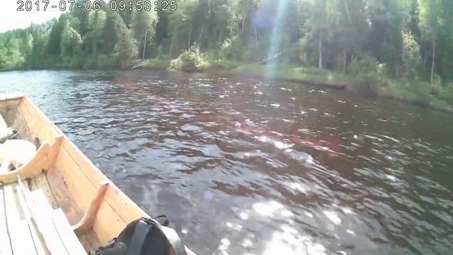 Спуск вниз по р. Ухта. Коми край. смотреть онлайн