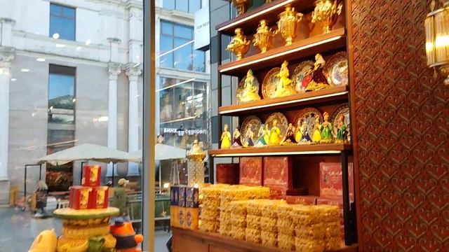 Kazan streets.Spring.Bauman pedestrian street/Улицы Казани.Весна.Пешеходная улица Баумана # смотреть онлайн