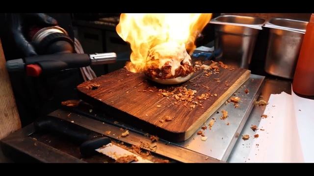LONDON STREET FOOD! Borough Market & Spitalfield Market смотреть онлайн