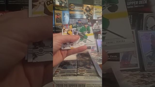 UD series 2 19-20 Hobby box break (Auto,Dual jerseys,Exclusive,POEcanvas,overtime pack & much more! смотреть онлайн