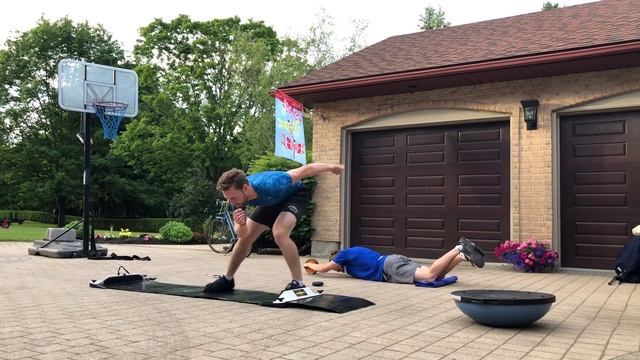 Dryland Circuit - Speed Skating, Slide Board, Belts! смотреть онлайн