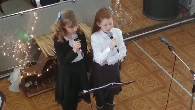 Аліночка та Евеліночка псалом " Рождество" смотреть онлайн