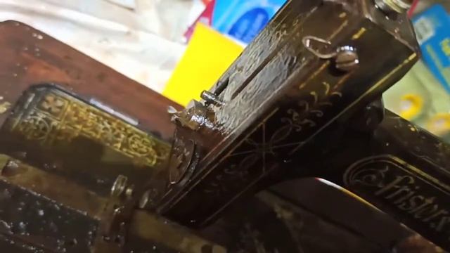 Швейная машинка старинная смотреть онлайн