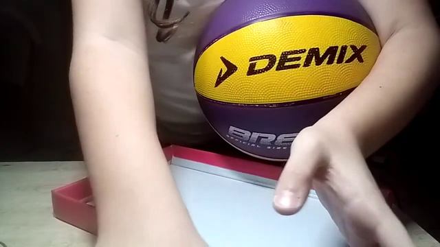 Учимся играть в баскетбол правильно!"Самые крутые трюки" смотреть онлайн
