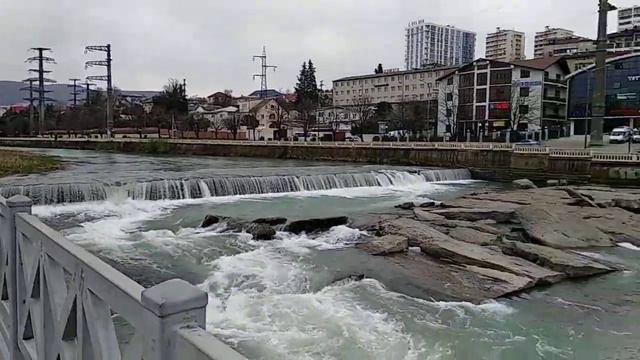 Город Сочи, река Сочи в центре города смотреть онлайн
