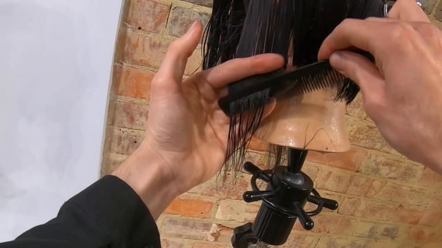 Graduated Bob Haircut | Vidal Sassoon | Horizontal And Vertical Graduation | смотреть онлайн
