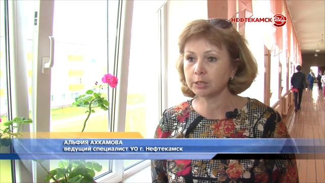Девятиклассники начали праздновать «последний звонок» на день раньше одиннадцатиклассников смотреть онлайн