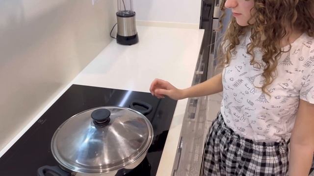 Сковорода ВОК бренда iCook. С ней справится даже ребёнок 12 лет. смотреть онлайн
